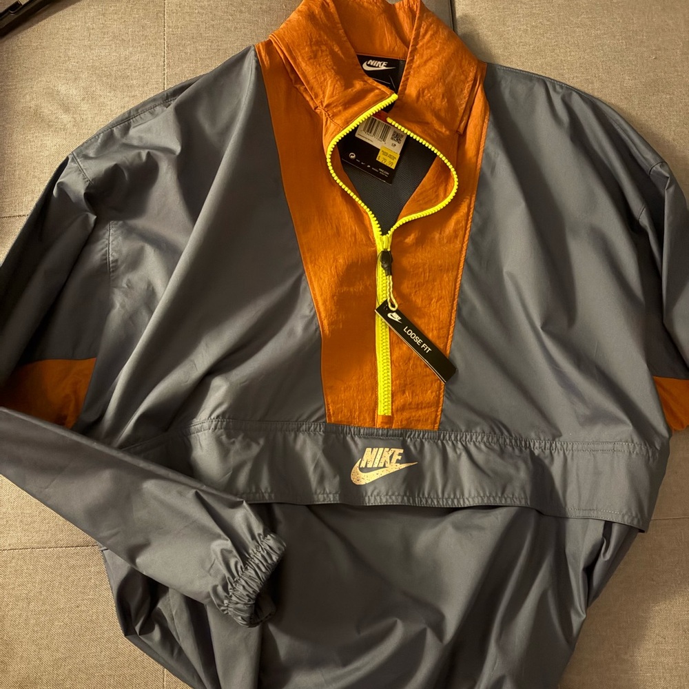 Nike windbreaker